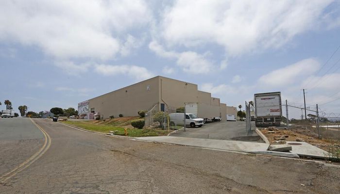 Warehouse Space for Rent at 1606-1626 Frontage Rd Chula Vista, CA 91911 - #6