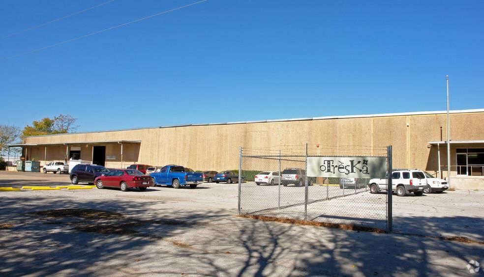 3801 Austin Ln 3801 Austin Ln photo 2