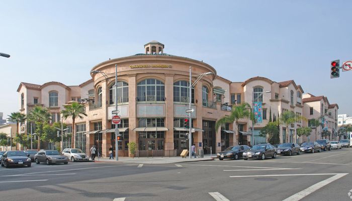 Office Space for Rent at 301 N Canon Dr Beverly Hills, CA 90210 - #2