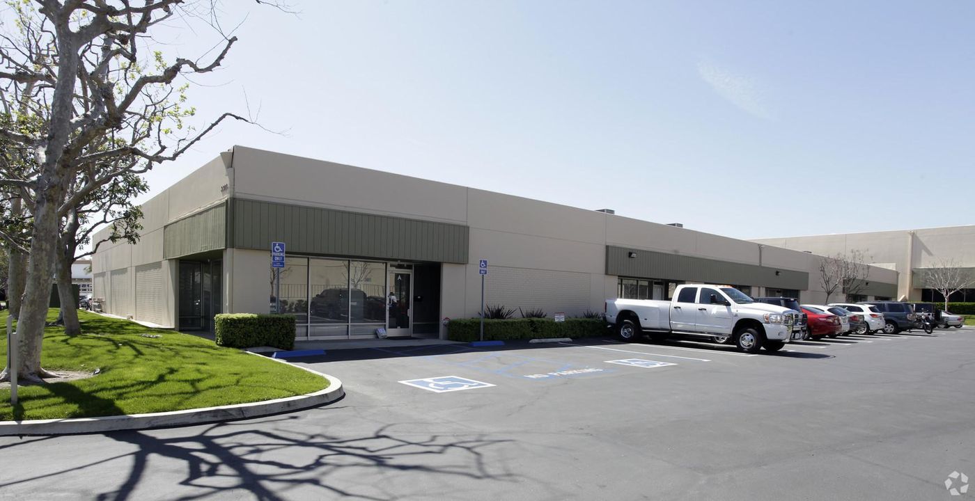 Industrial Property For Lease photo 1