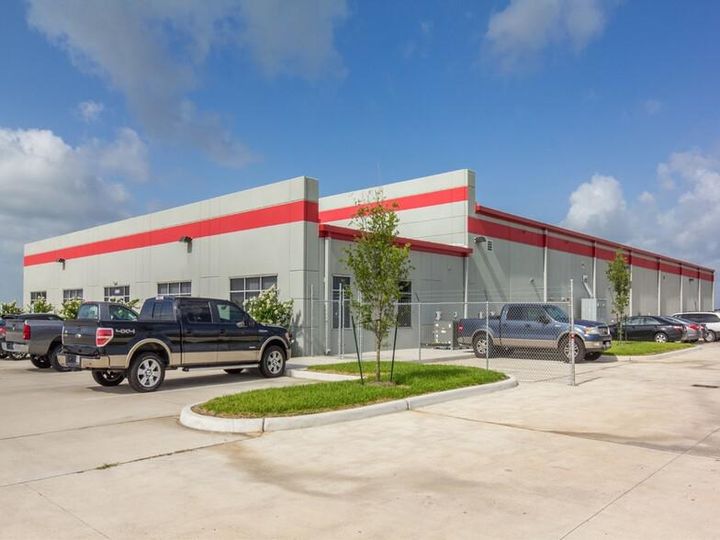 100% Climate Controlled 3501 Galaznik Rd