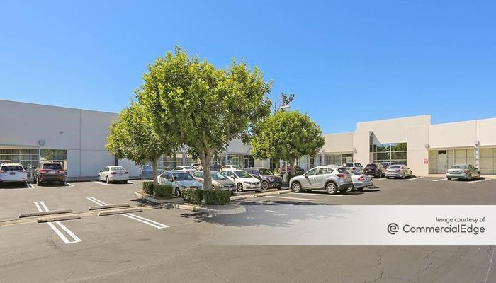Warehouse Space for Rent at 30 Hughes Irvine, CA 92618 - #3