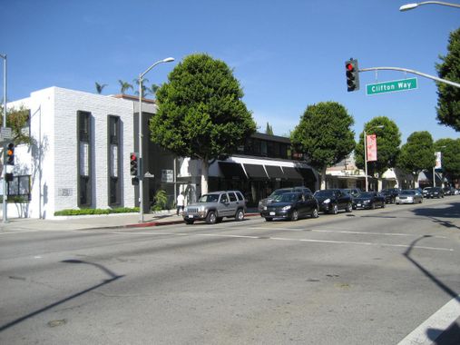 Multiple Spaces Property For Lease