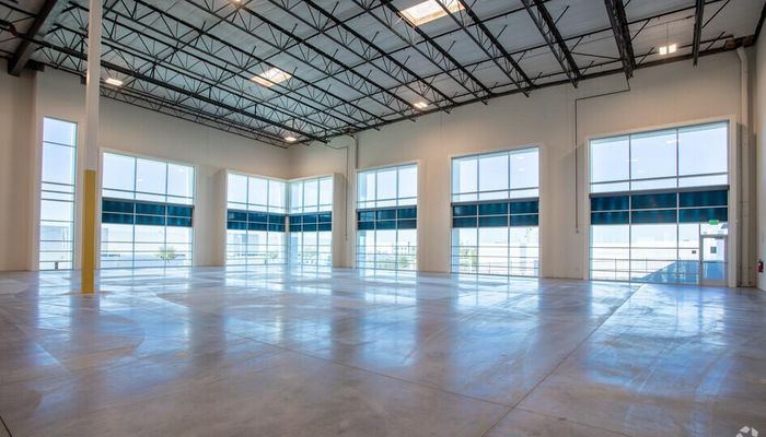 Warehouse Space for Rent at 1642 W Miro Way Rialto, CA 92376 - #18