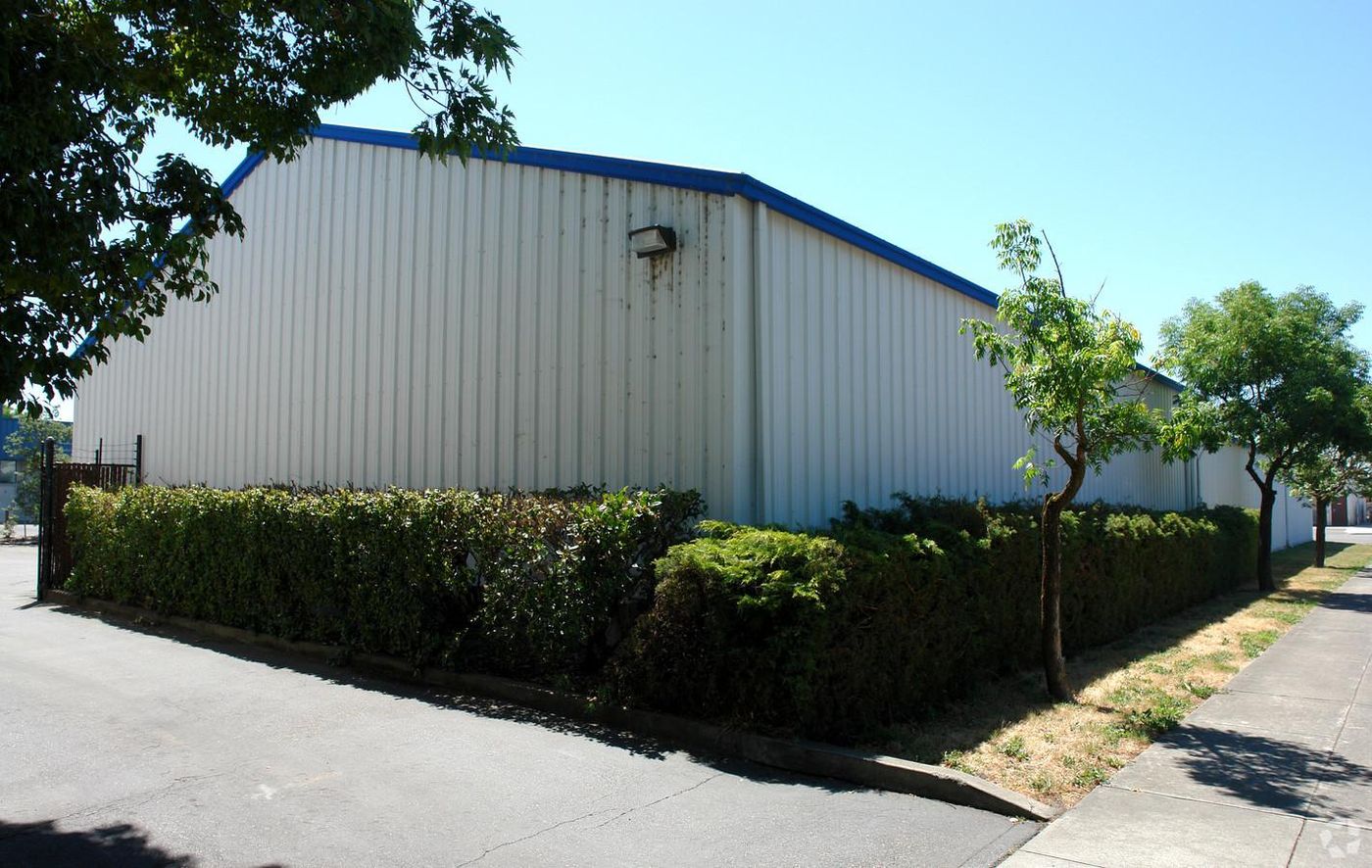 Industrial Property For Lease photo 2