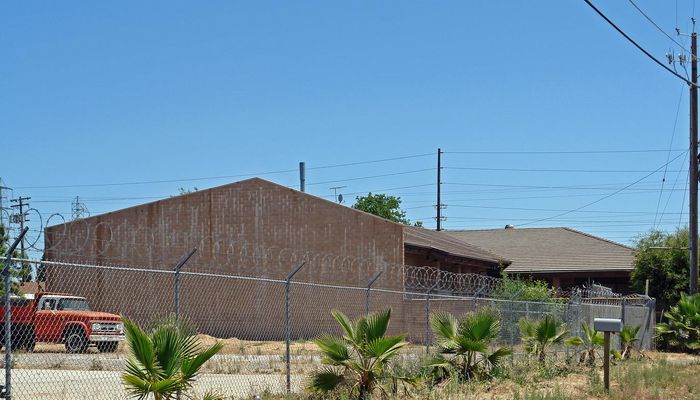 Warehouse Space for Rent at 4250 Power Inn Rd Sacramento, CA 95826 - #4