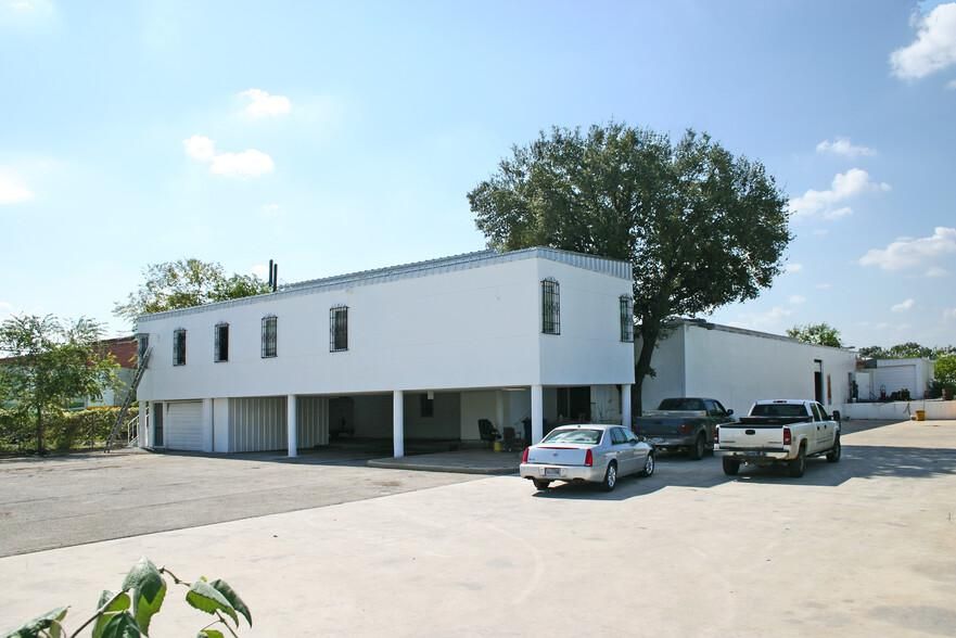 4242 Milling Rd photo 1