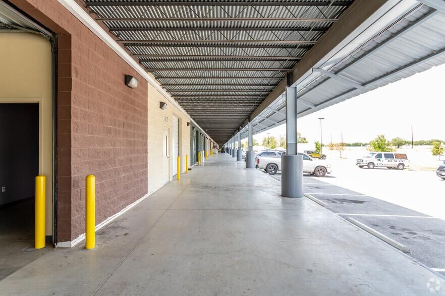 Freezer Warehouse 9342 SE Loop 410 photo 4