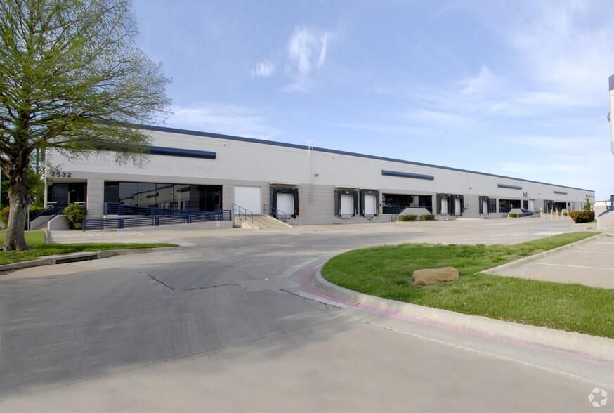 Jupiter Business Park Building 5 2532 Summit Ave photo 4
