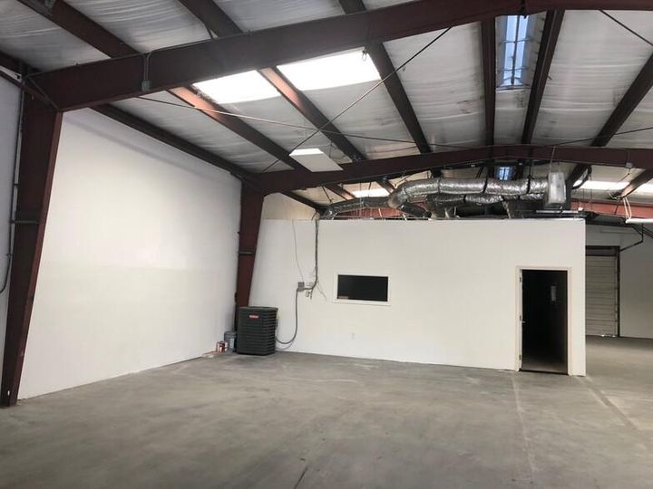 Hobby Airport Warehouses 8301 Braniff St