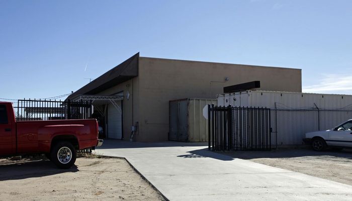 Warehouse Space for Sale at 17501 Lemon St Hesperia, CA 92345 - #3