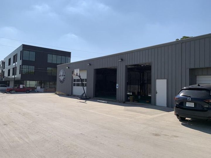 5540 N Lamar Blvd