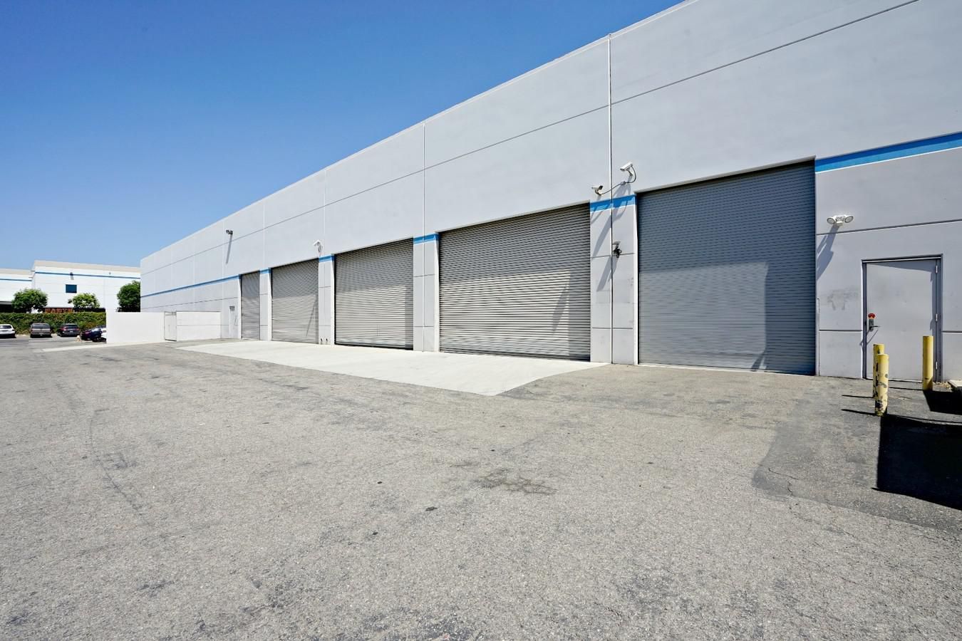 Bldg 1 photo 3