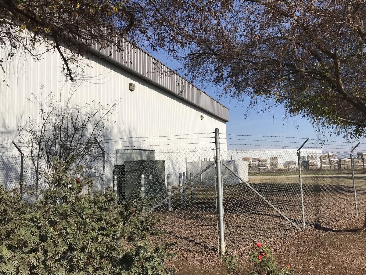 Buttowillow Industrial Building photo 2