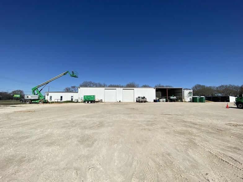 10,292 SF on 8.39 Acres For Lease 493 Us Highway 84 W photo 1