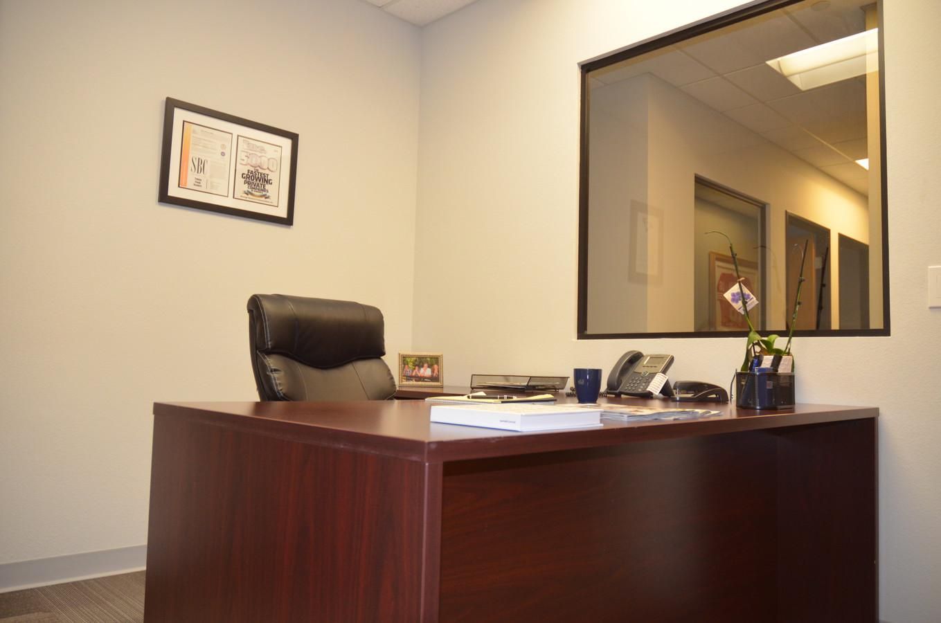 Poway Corporate Center-Bldg 17B photo 4