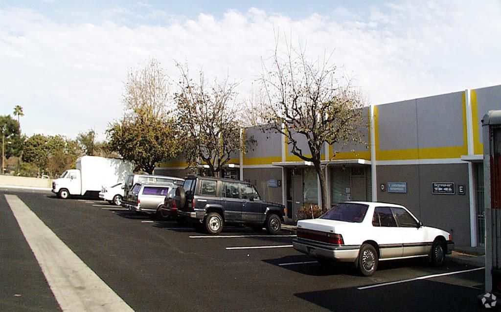 Bldg 16 photo 4