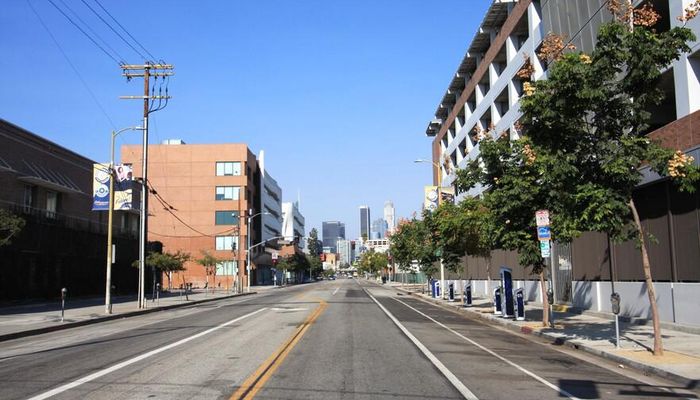 Warehouse Space for Rent at 2400-2404 S Grand Ave Los Angeles, CA 90007 - #17