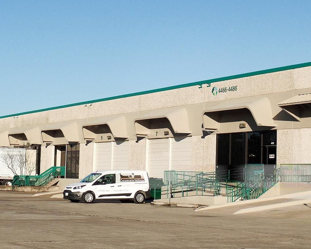 Prologis Post Oak - 4406-4470 West 12th Street & 1296-1298 North Post Oak Road photo 4