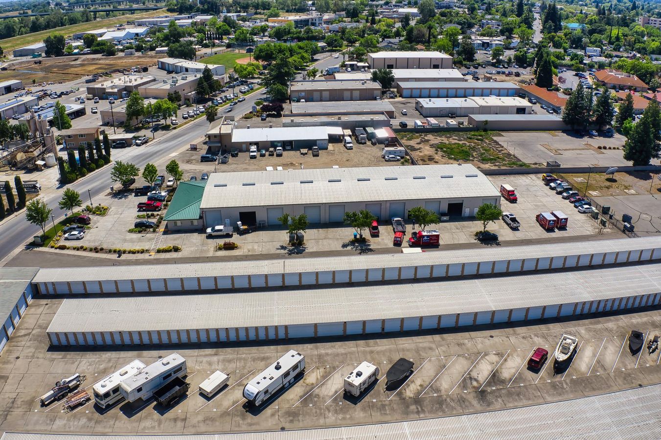 1250 Market Warehouse photo 3