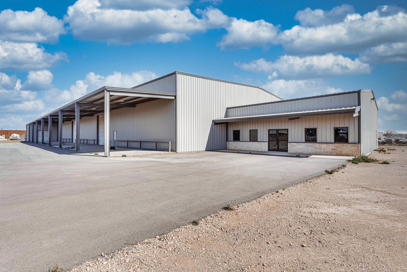 Warehouse & Office/Showroom Space Near Hwy 80 photo 1