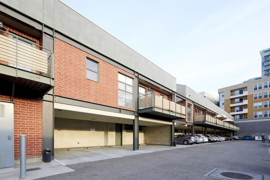 Silicon Beach Lofts 1046 Princeton Dr photo 3