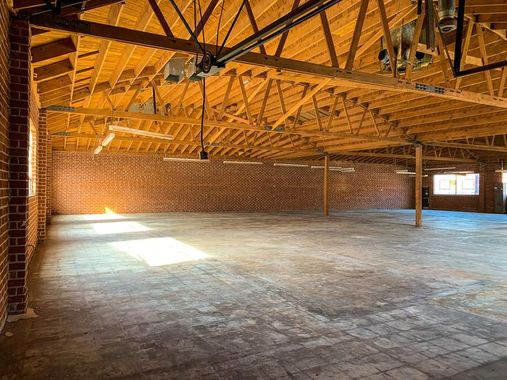 10023 Jefferson Blvd
