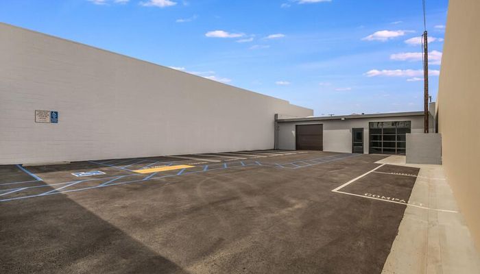 Warehouse Space for Rent at 633 Hindry Ave Inglewood, CA 90301 - #12