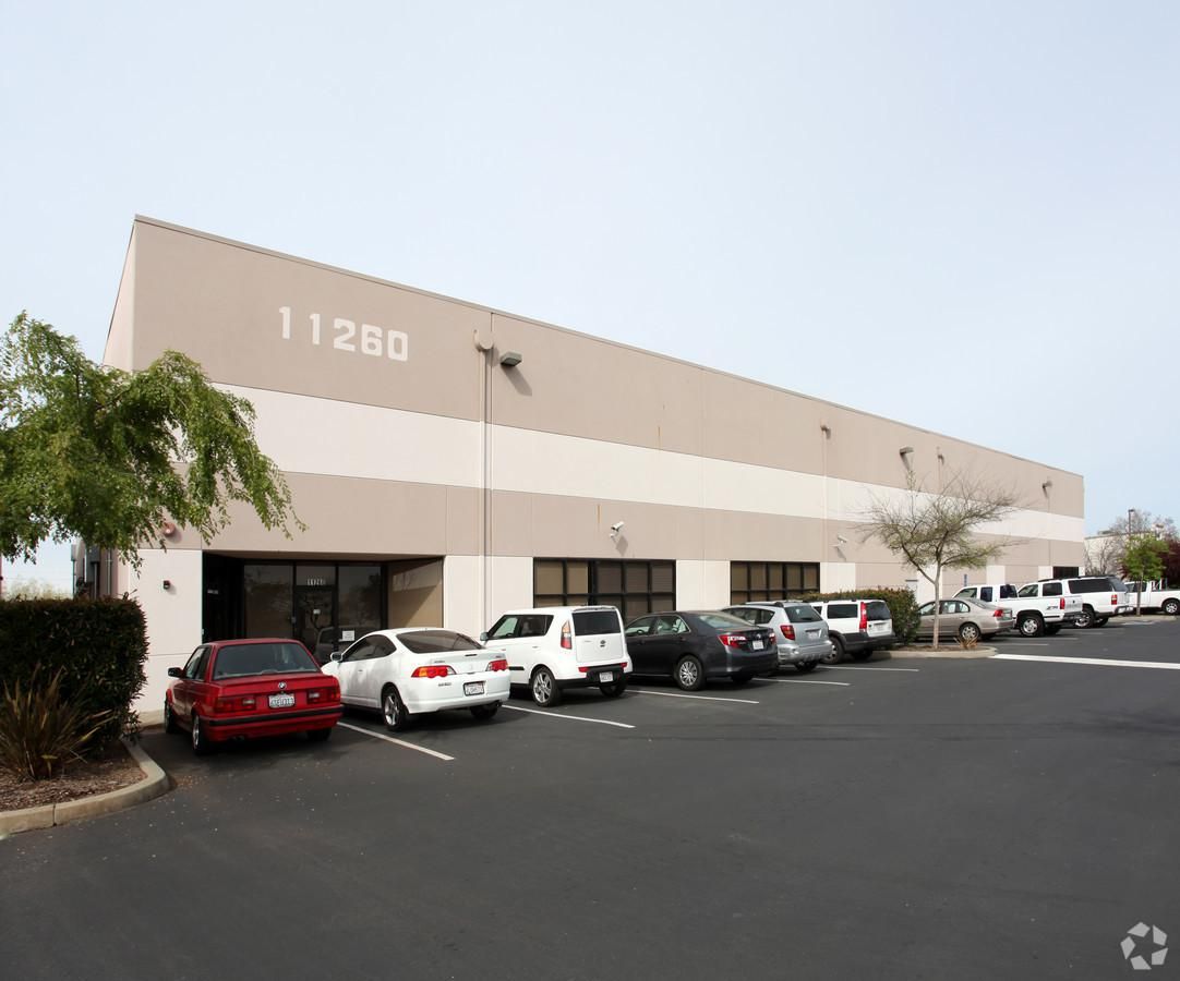 Bldg 1 photo 1