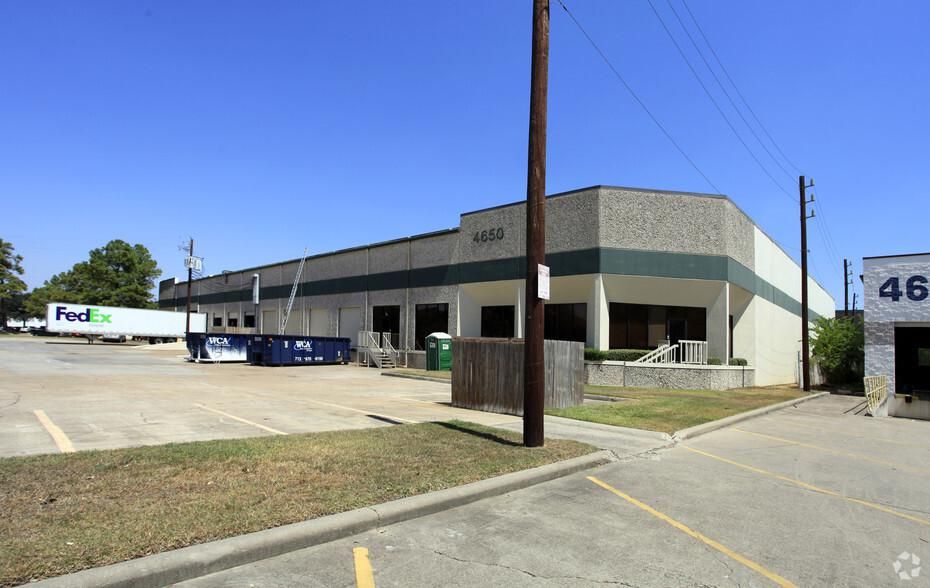 Pineway Distribution Center III 4650 S Pinemont Dr photo 4