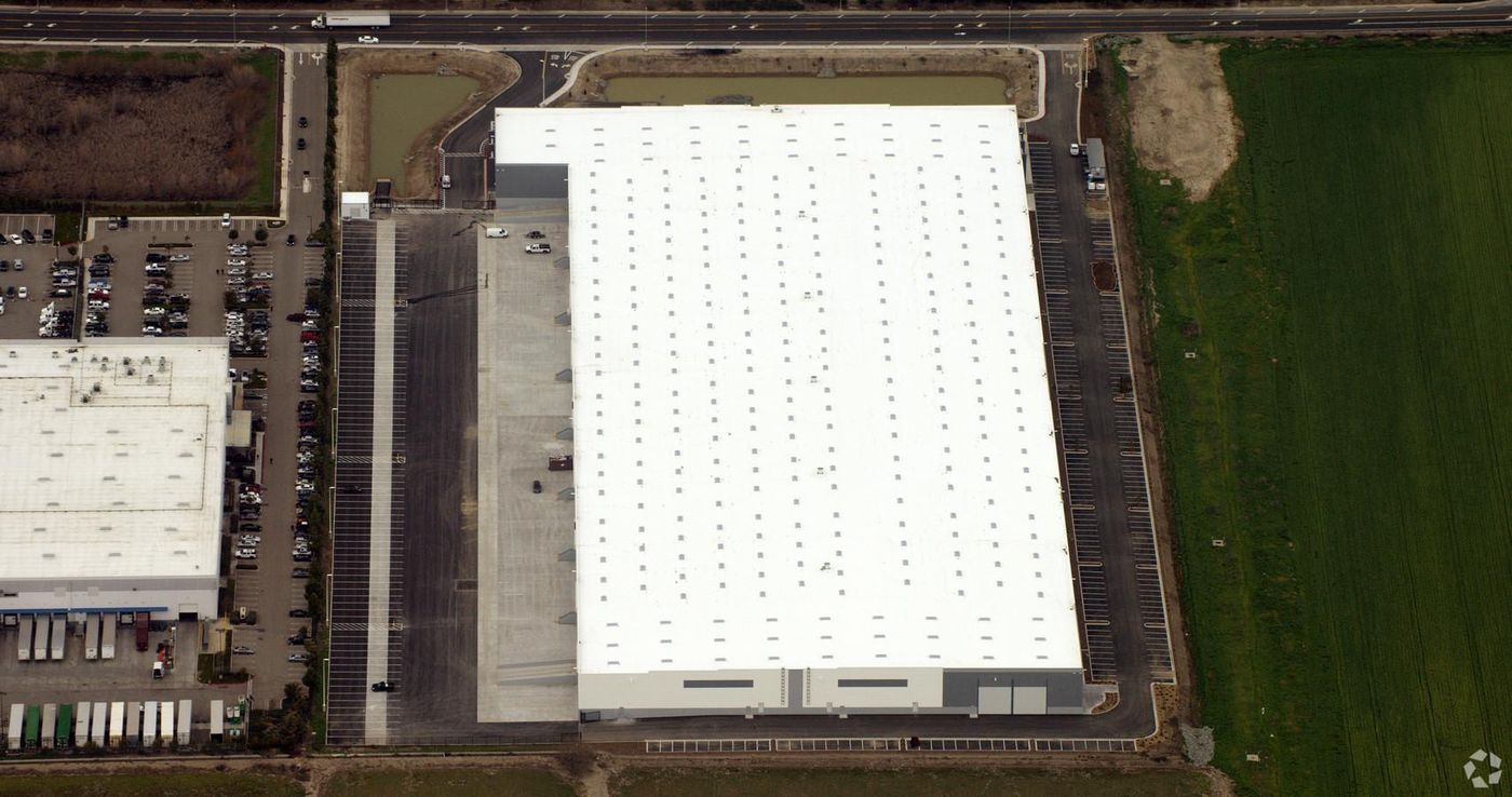 Tracy Pescadero Distribution Center photo 3