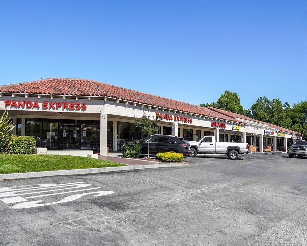 Snell & Branham Plaza photo 2
