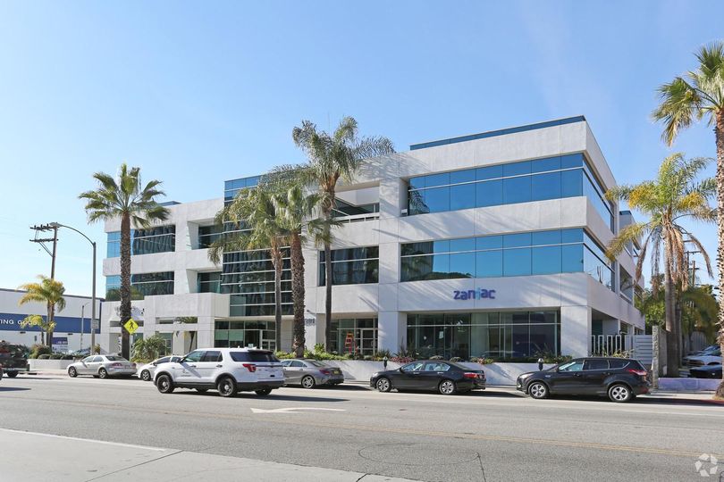 3201 Wilshire Blvd