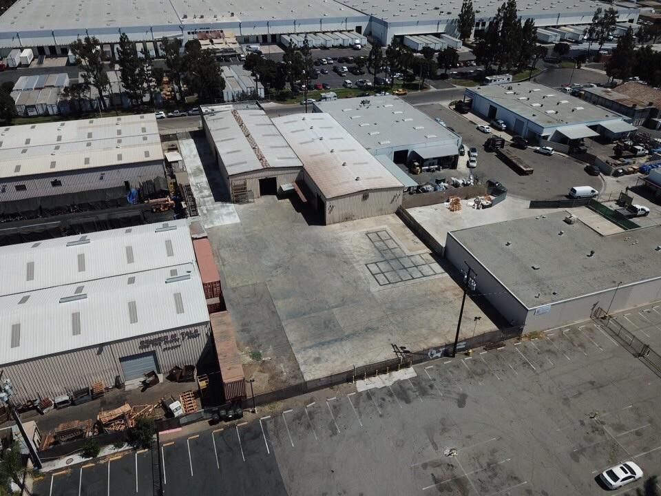 Industrial Property For Lease photo 1