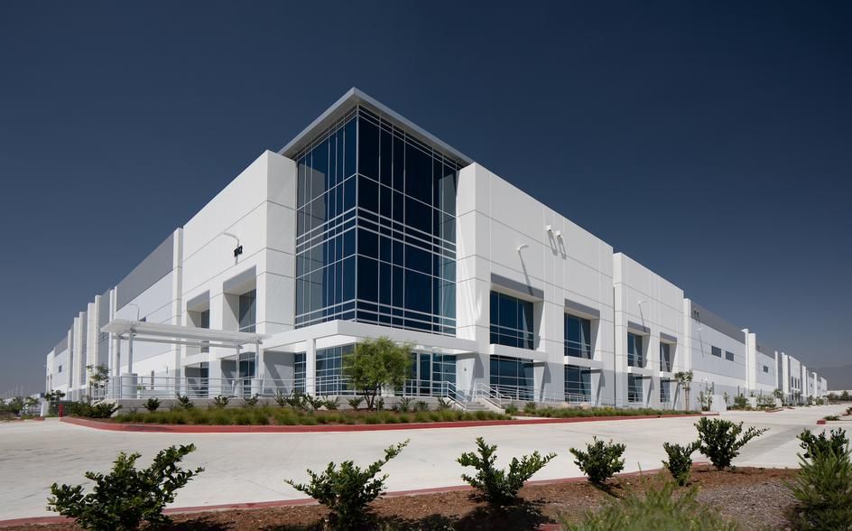 LogistiCenter at Rialto 1642 W Miro Way photo 2