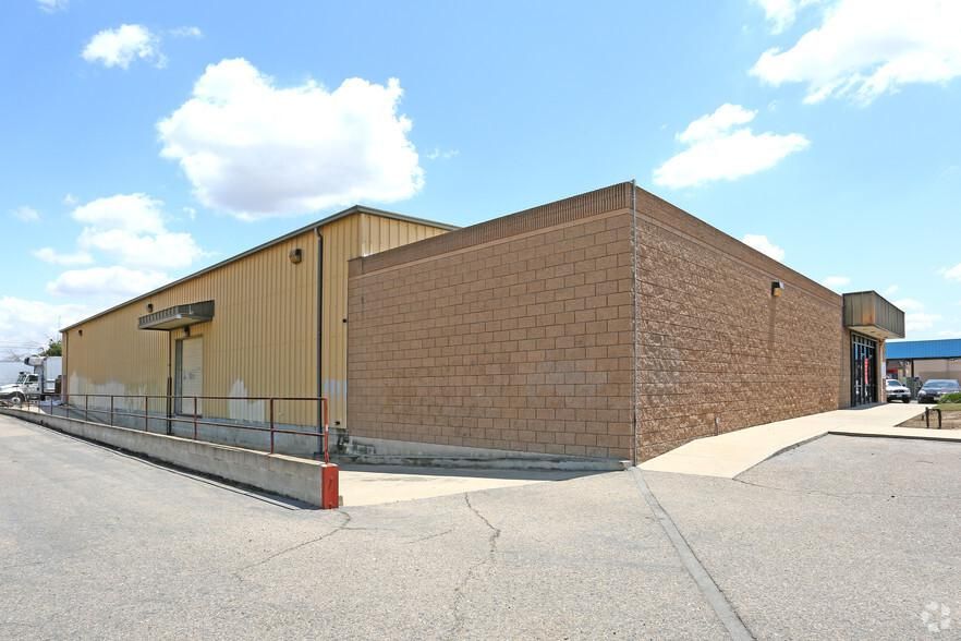 1220 N Ben Maddox Way photo 3