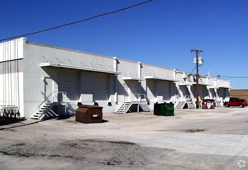 13618-13632 Neutron Rd photo 2