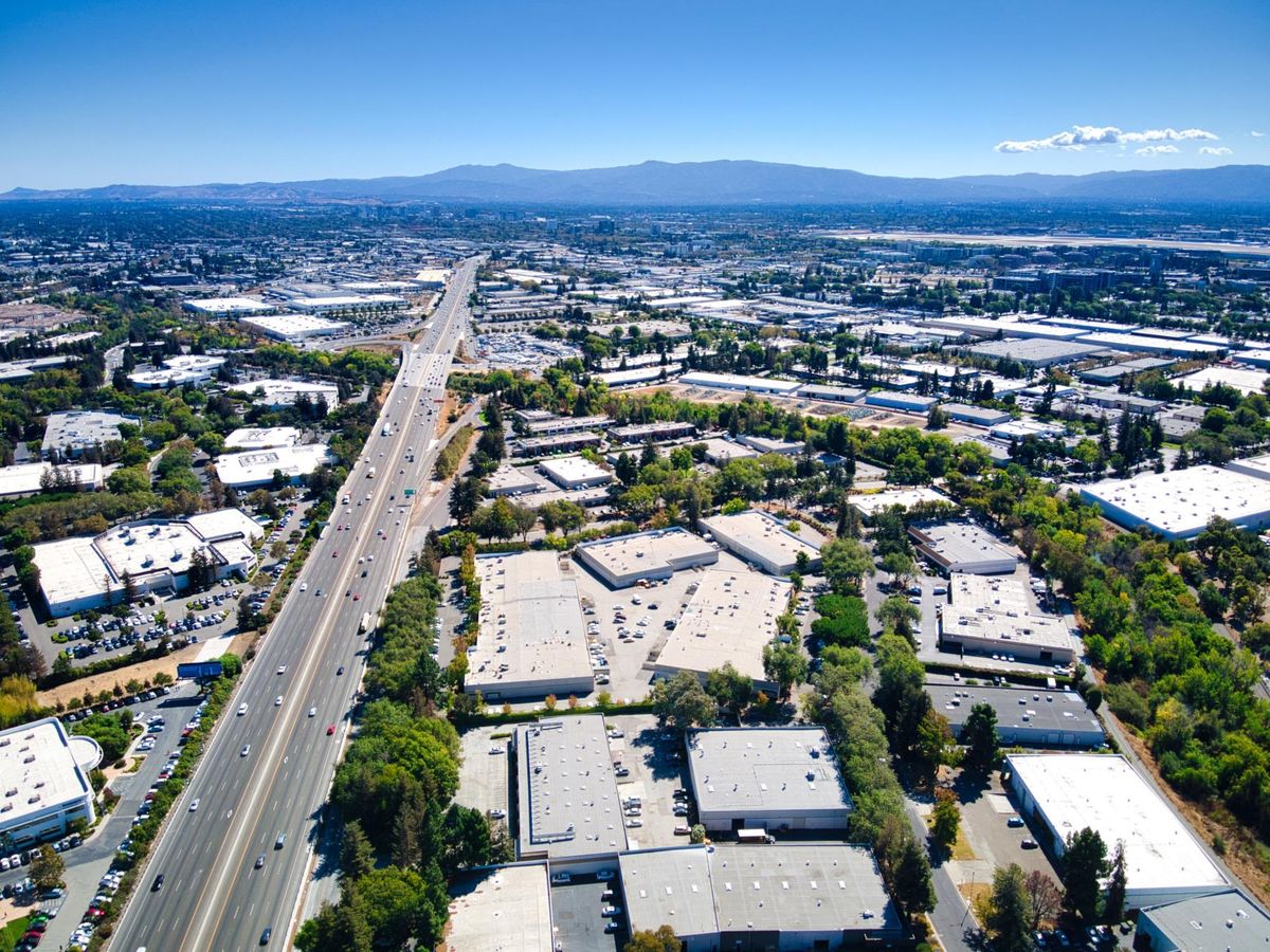 Charcot Industrial Park photo 1