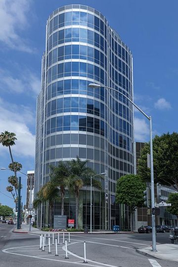 ROAR Building at Roxbury & Wilshire Blvd