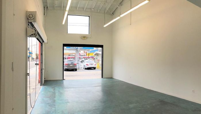 Warehouse Space for Rent at 1525 S Los Angeles St Los Angeles, CA 90015 - #13