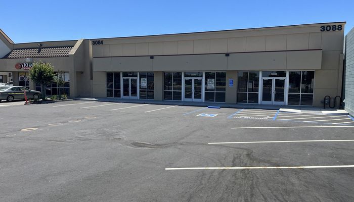 Warehouse Space for Rent at 3084-3088 El Camino Real Santa Clara, CA 95051 - #2