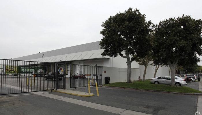 Warehouse Space for Rent at 7366 Orangewood Ave Garden Grove, CA 92841 - #4