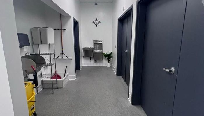 Warehouse Space for Rent at 1100 E 14TH PL Los Angeles, CA 90021 - #16