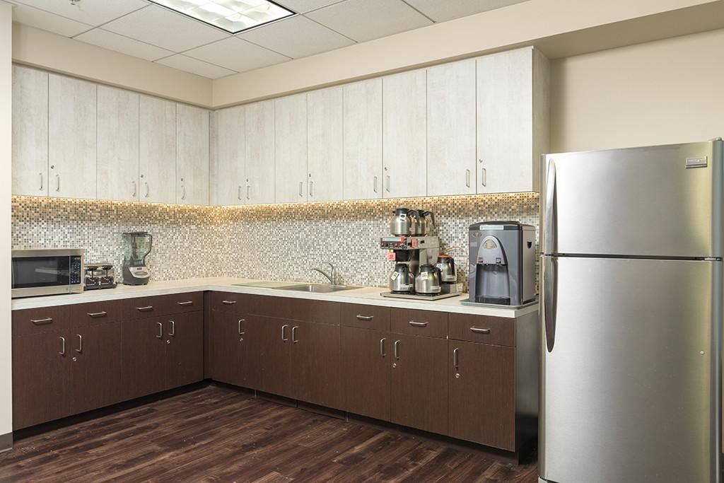 Executive Office Property for Lease photo 4