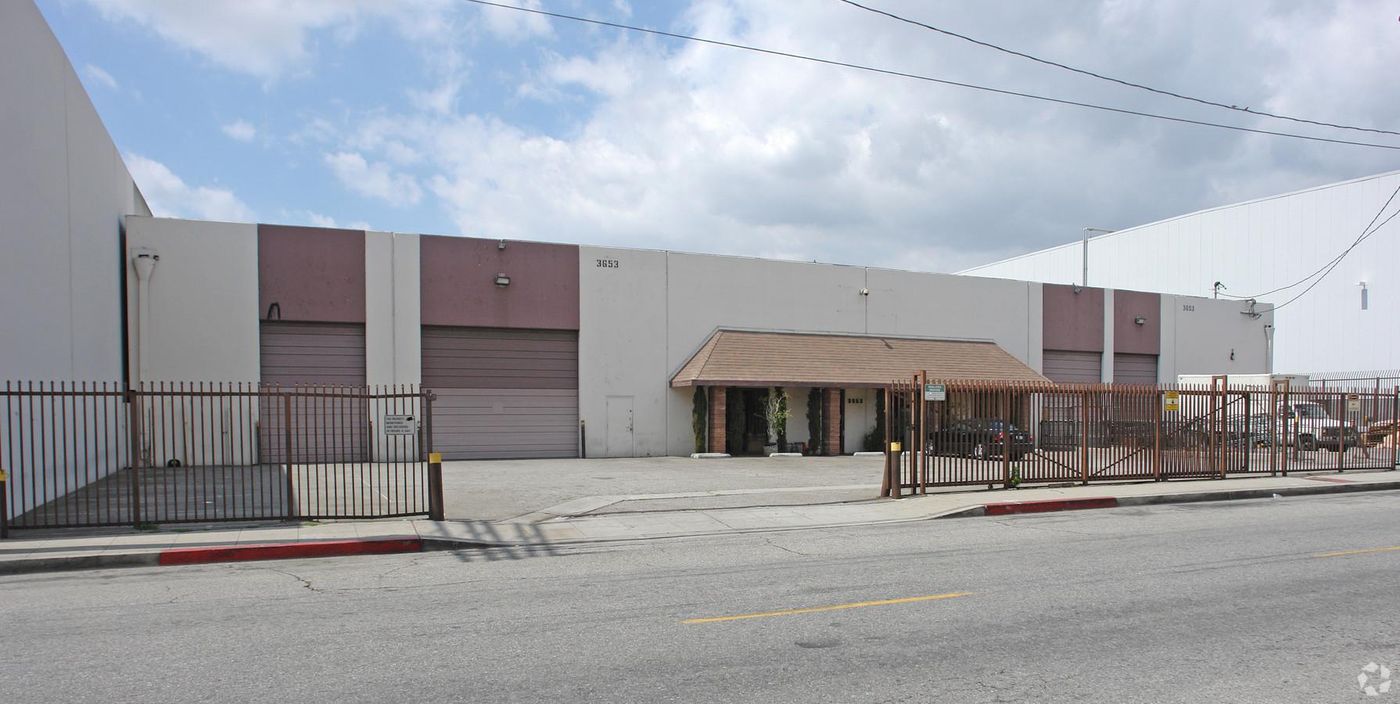 Industrial Property For Lease photo 1