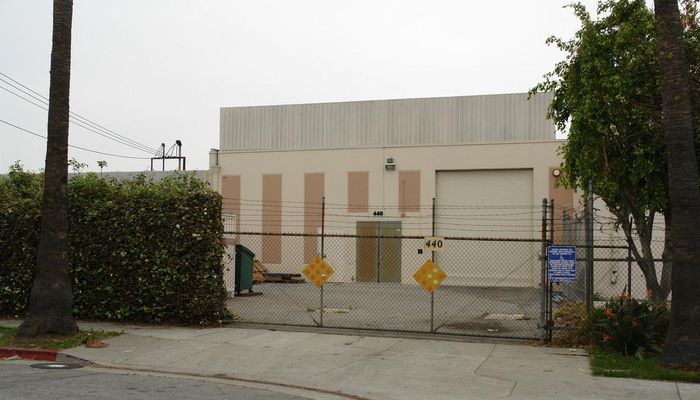 Warehouse Space for Rent at 440 W Cypress St Glendale, CA 91204 - #1