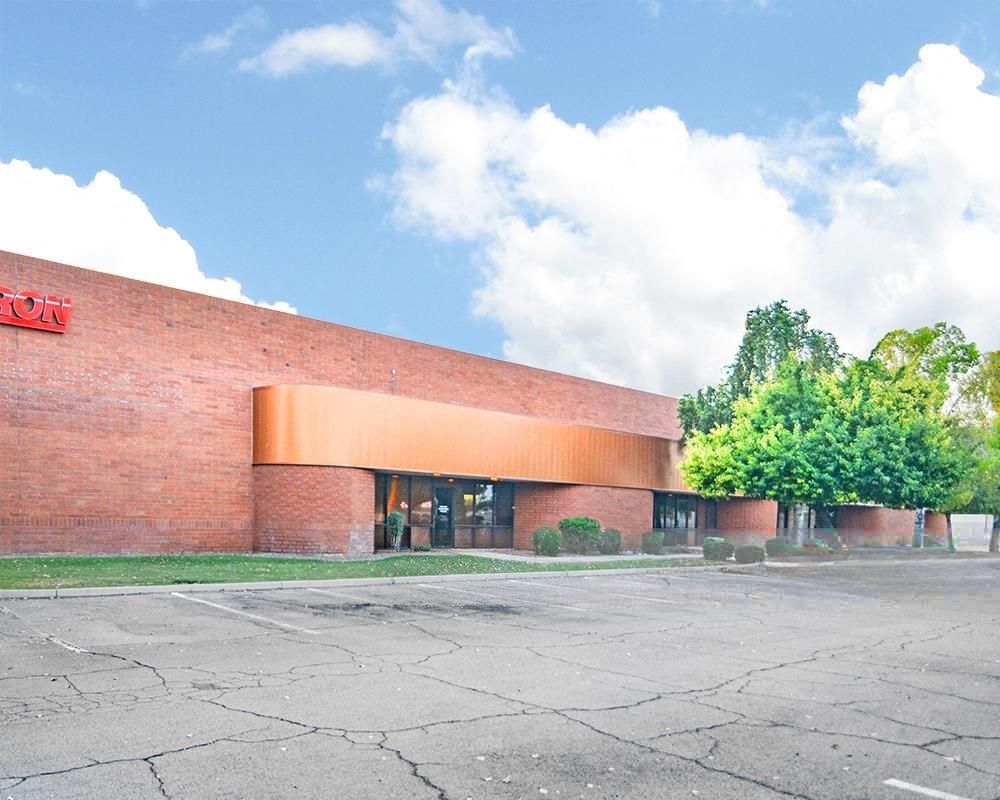 18008 North Black Canyon Hwy - Building B photo 4