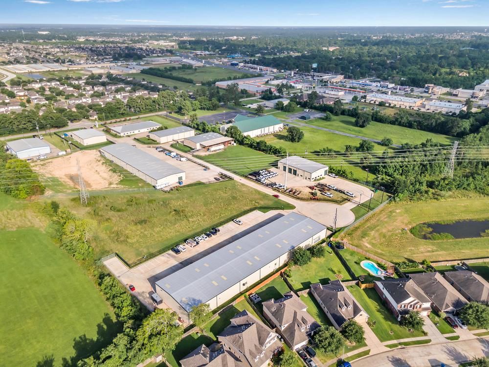 21627- Rhodes Rd. Business Park (Suite G/H) photo 4