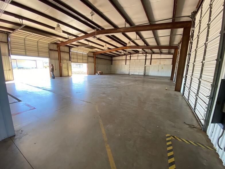 291 Johnny Clark Rd photo 3