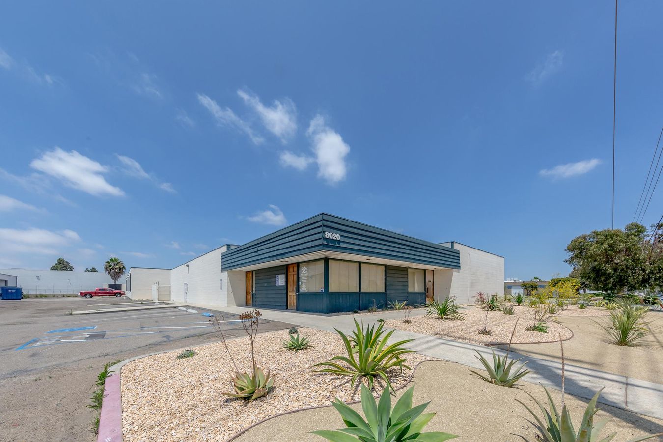 8020 Ronson Rd photo 2